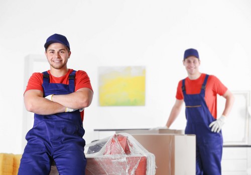 Removal team handling urgent same day house move in Watford