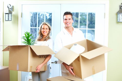 Moving day support for flats and apartments in Watford
